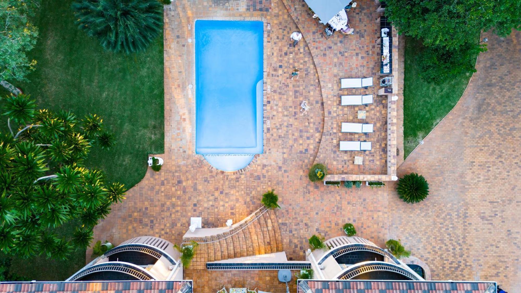 The Victorian Manor Bed and Breakfast Victoria Falls Exteriör bild
