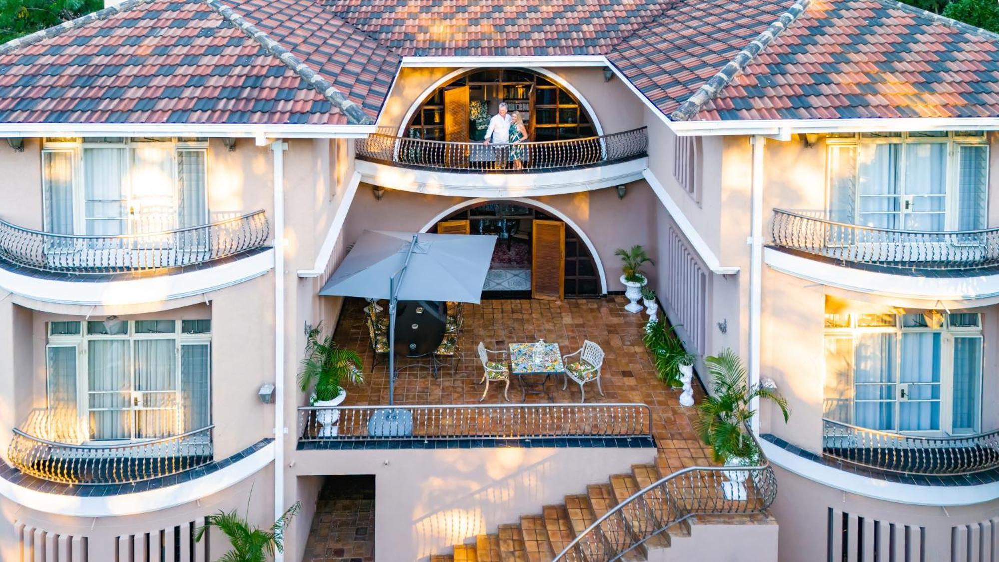 The Victorian Manor Bed and Breakfast Victoria Falls Exteriör bild