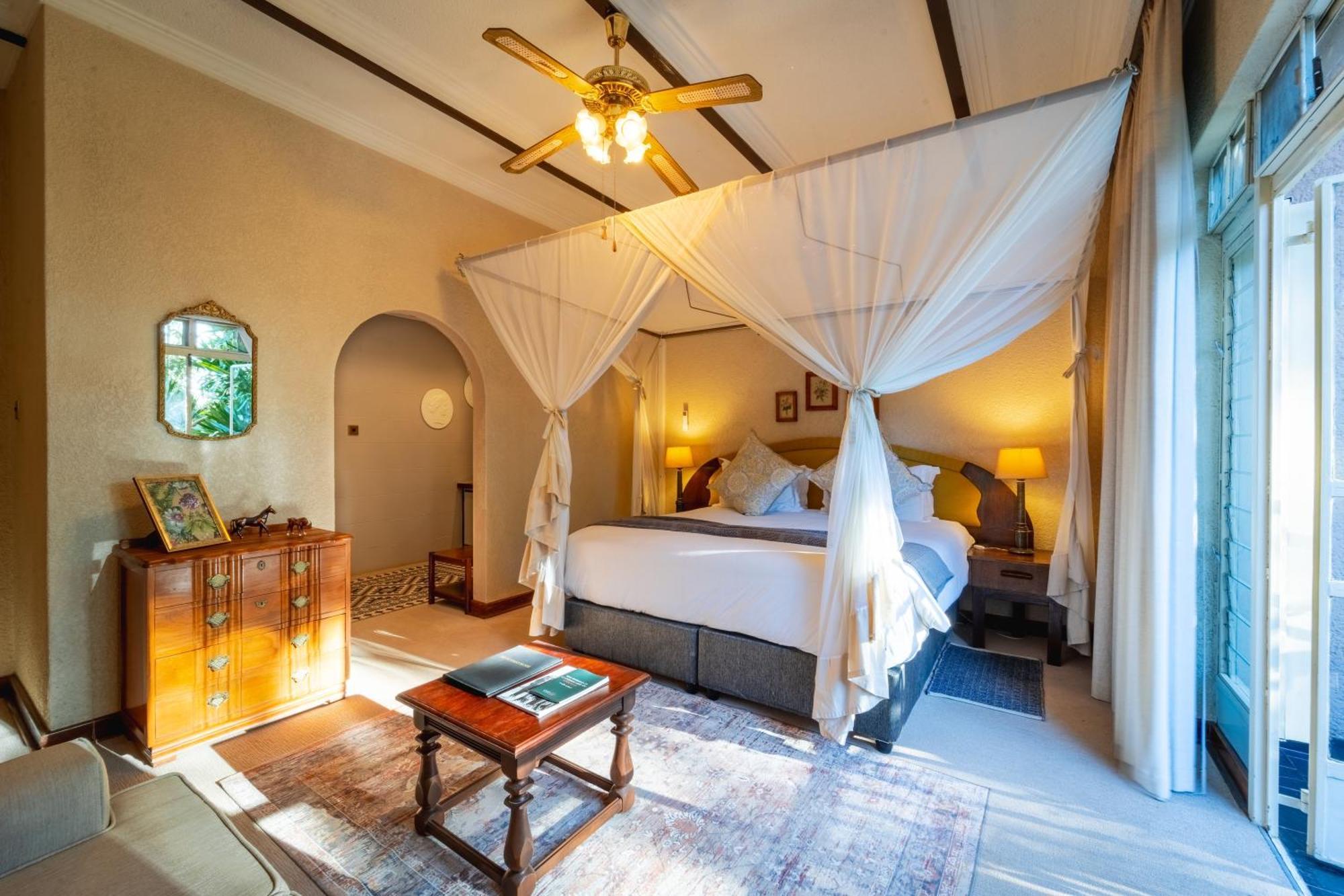 The Victorian Manor Bed and Breakfast Victoria Falls Exteriör bild