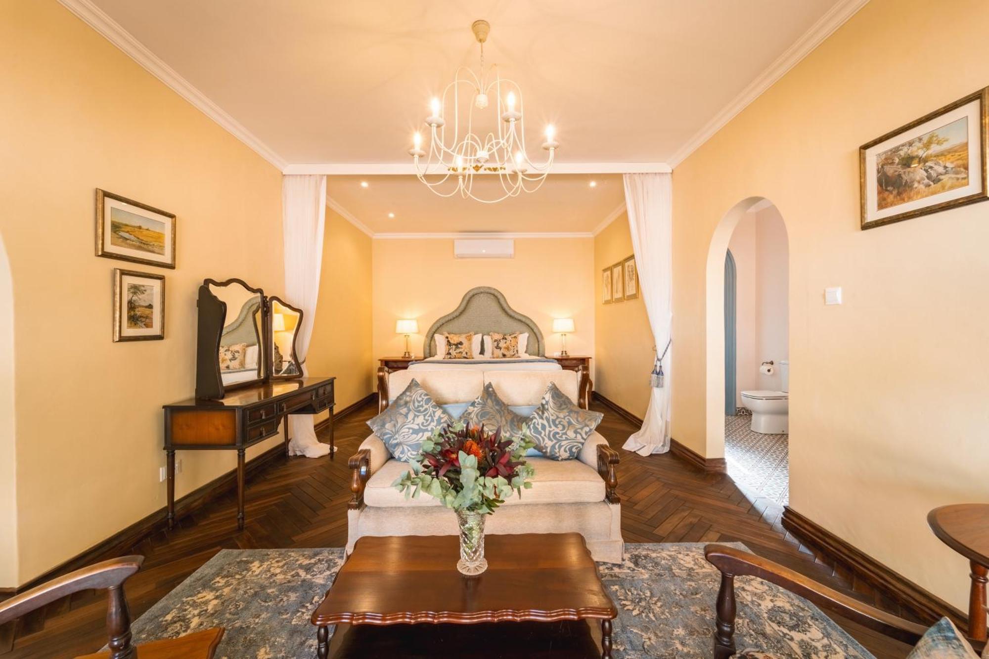 The Victorian Manor Bed and Breakfast Victoria Falls Exteriör bild
